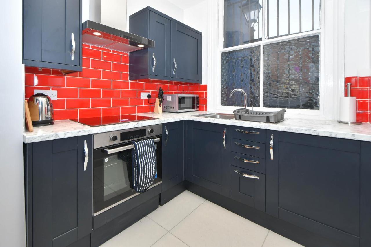 Ferienwohnung Westport Road Stoke-on-Trent Exterior foto