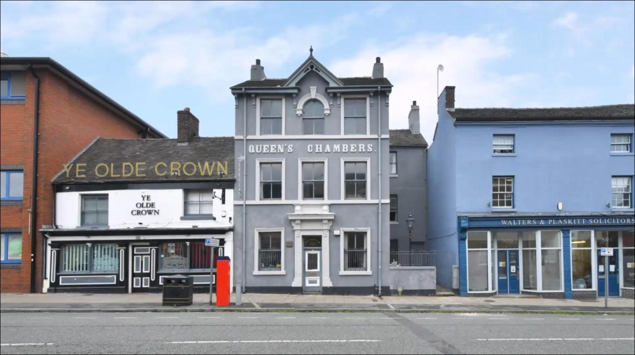 Ferienwohnung Westport Road Stoke-on-Trent Exterior foto